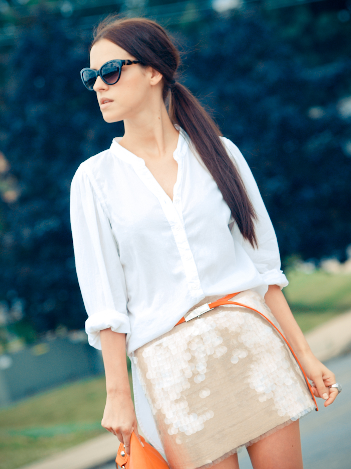 bittersweet colours, street style, colors, fashion trends, white shirt , orange bag,