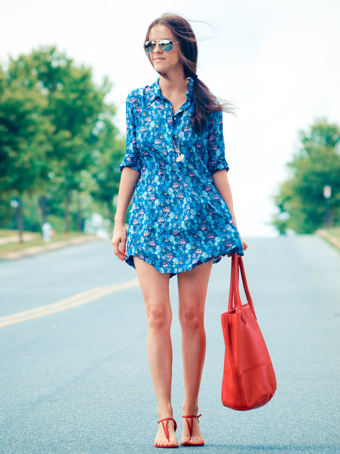 bittersweet colours, street style, colors, casual style, floral dress, floral print, beneton sandals, red bag, summer style, 