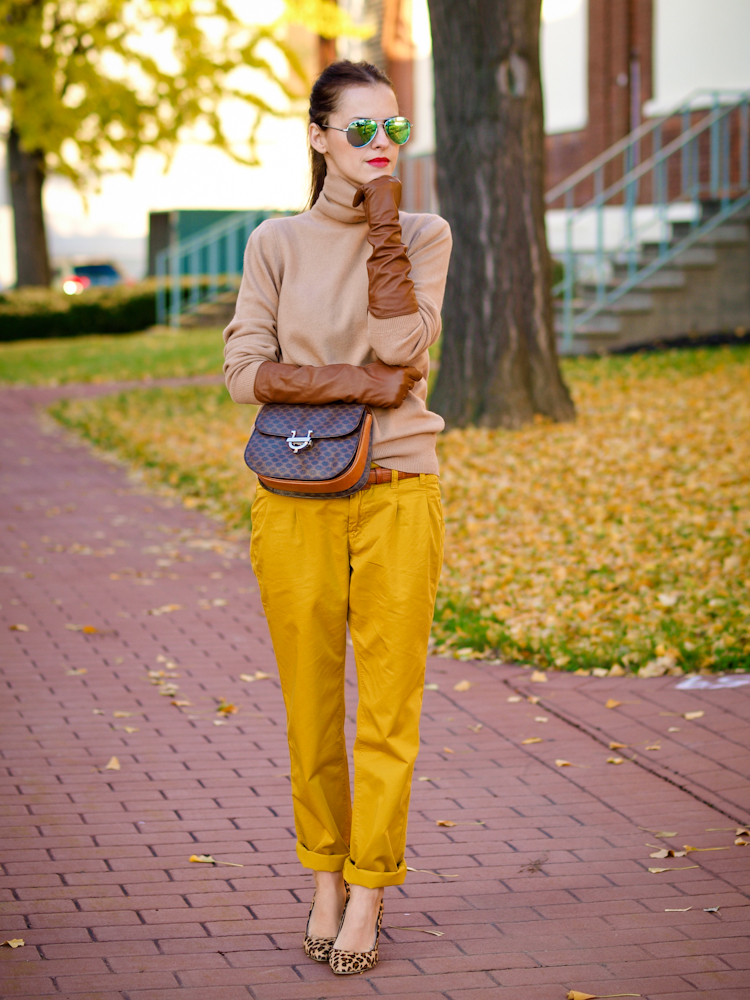 bittersweet colours, street style, fall colors, fall trends, mustard, leather gloves, leopard print pumps,