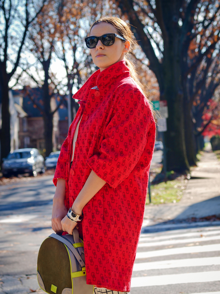 bittersweet colours, fall street style, street style, colorful coats, red coat, graphic prints, meredith wendell,