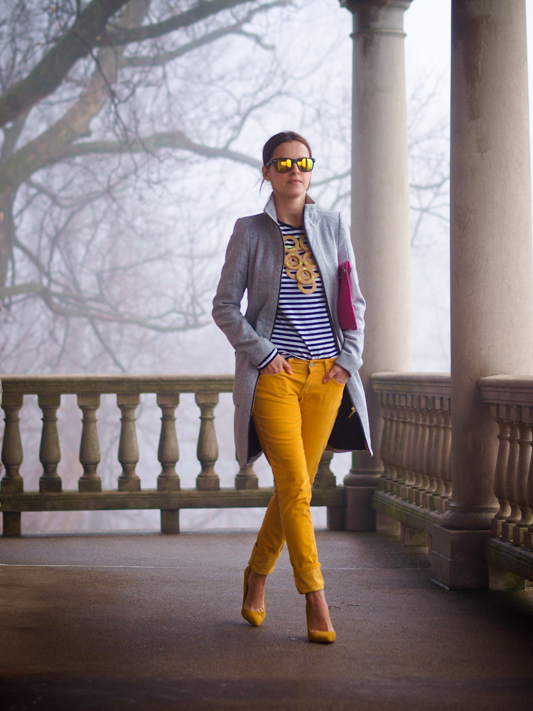 bittersweet colours, yellow pants, stripes, DIY necklace, grey coat, street style, fall coats, fall trends,