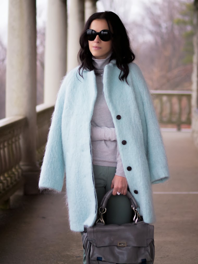 bittersweet colours, blue, Costume National, fuzzy coat, HM, kate spade, Mango, pastel trends, pastels, street style, Tres Jewellery, winter trends, winter pastels