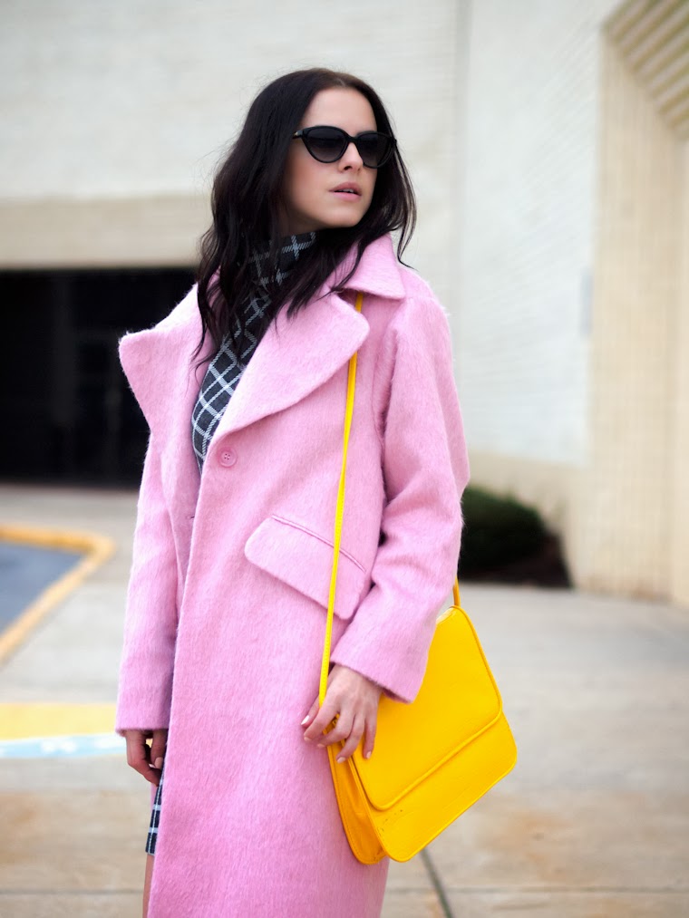 ASOS, bittersweet colours, checkerboard print, cotton candy coat, PINK, Pink coat, PINK TREND, street style, vintage, winter trends, yellow, Zara, 