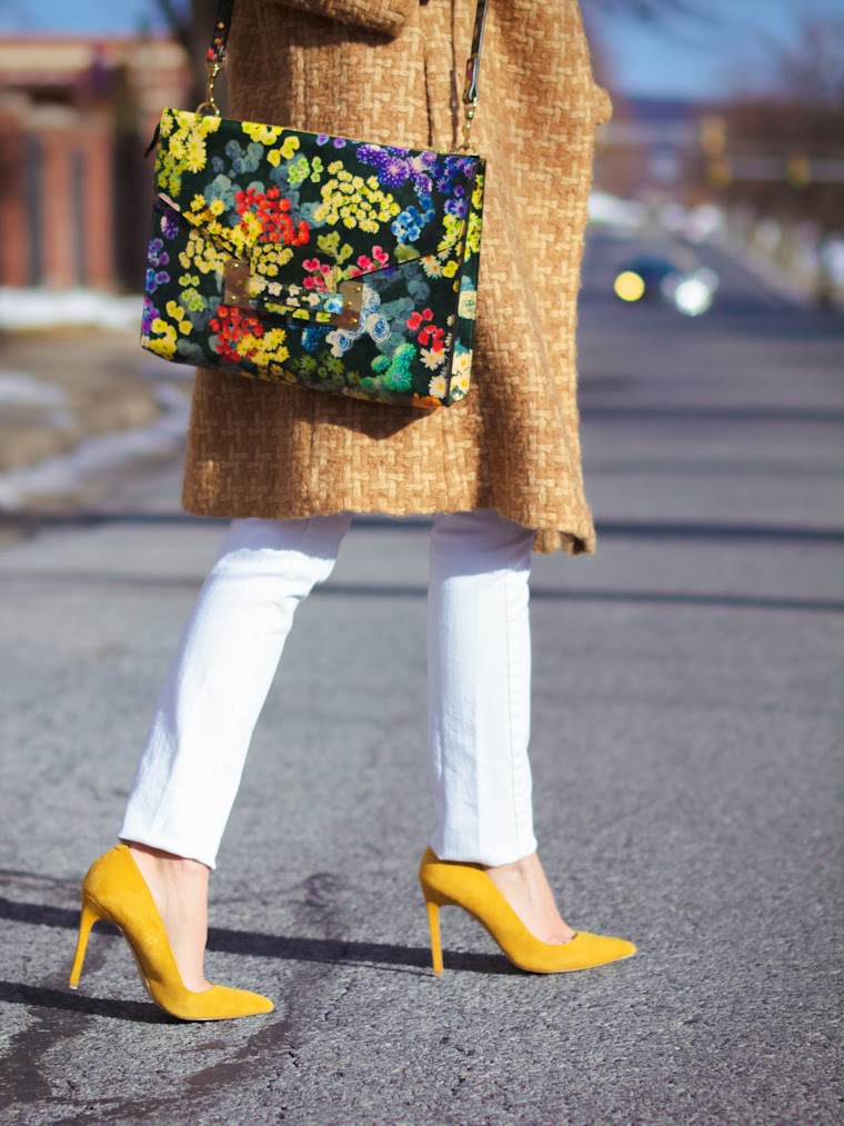 bittersweet colours, CAMEL coat, camel trends, floral prints, Floral trend, Mango, RAY BAN, sophie hulme, street style, turtleneck, vintage, winter trends, yellow, 