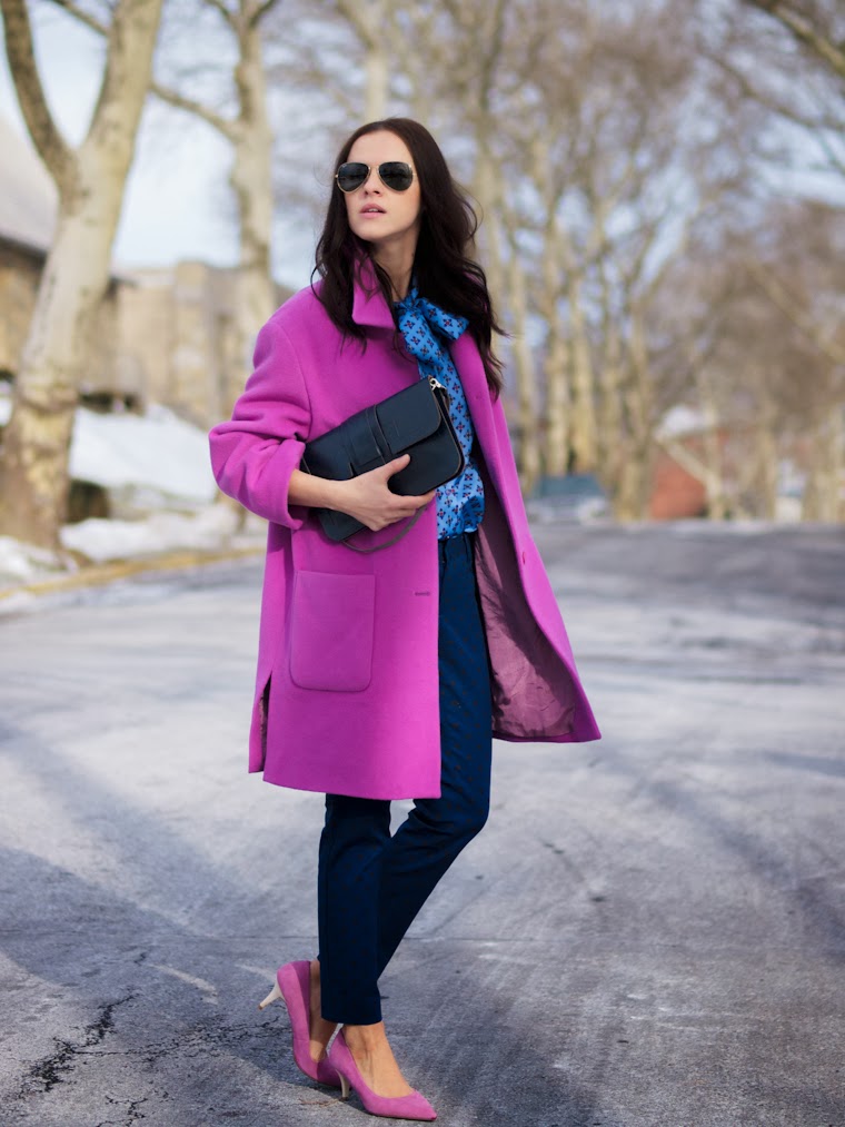 bittersweet colours, colorful coats, Gap, Joe fresh, navy, Pink coat, PINK TREND, polka dots, prints, RAY BAN, Spring trends, street style, bow shirt, pink shoes,