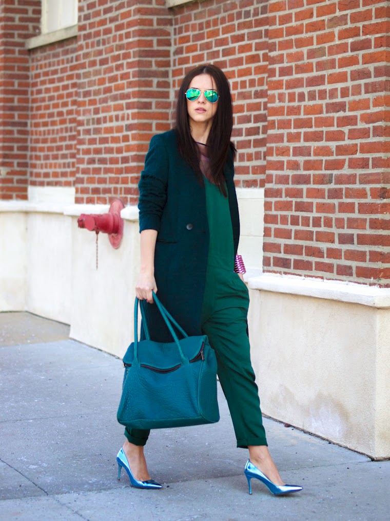 ASOS, bittersweet colours, colorful coats, cooee jewelry, emerald green, green coat, JUMPSUIT, mirrored sunglasses, miu miu heels, RAY BAN, Spring trends, street style, turquoise color, Zara, metallic trend, 