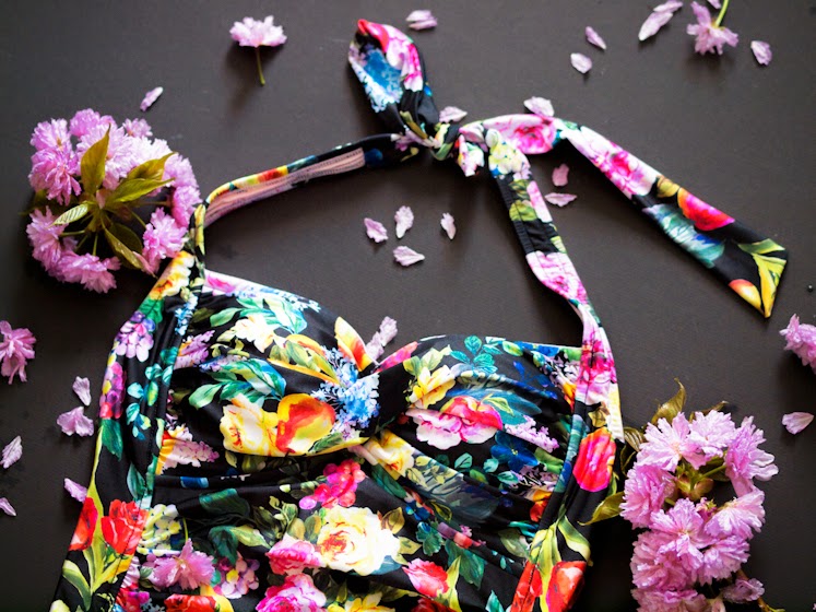 bittersweet colours, details from my closet, floral prints, Floral trend, one piece swimsuit, retro swimsuit, Seafolly, summer 2014, swimsuit, COLORS, 