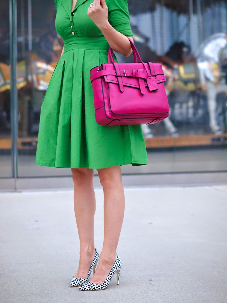 bittersweet colours, Christian Dior sunglasses, green dress, J Crew shoes, jane's carousel, New York, PINK bag, printed shoes, Reed Krakoff, street style,