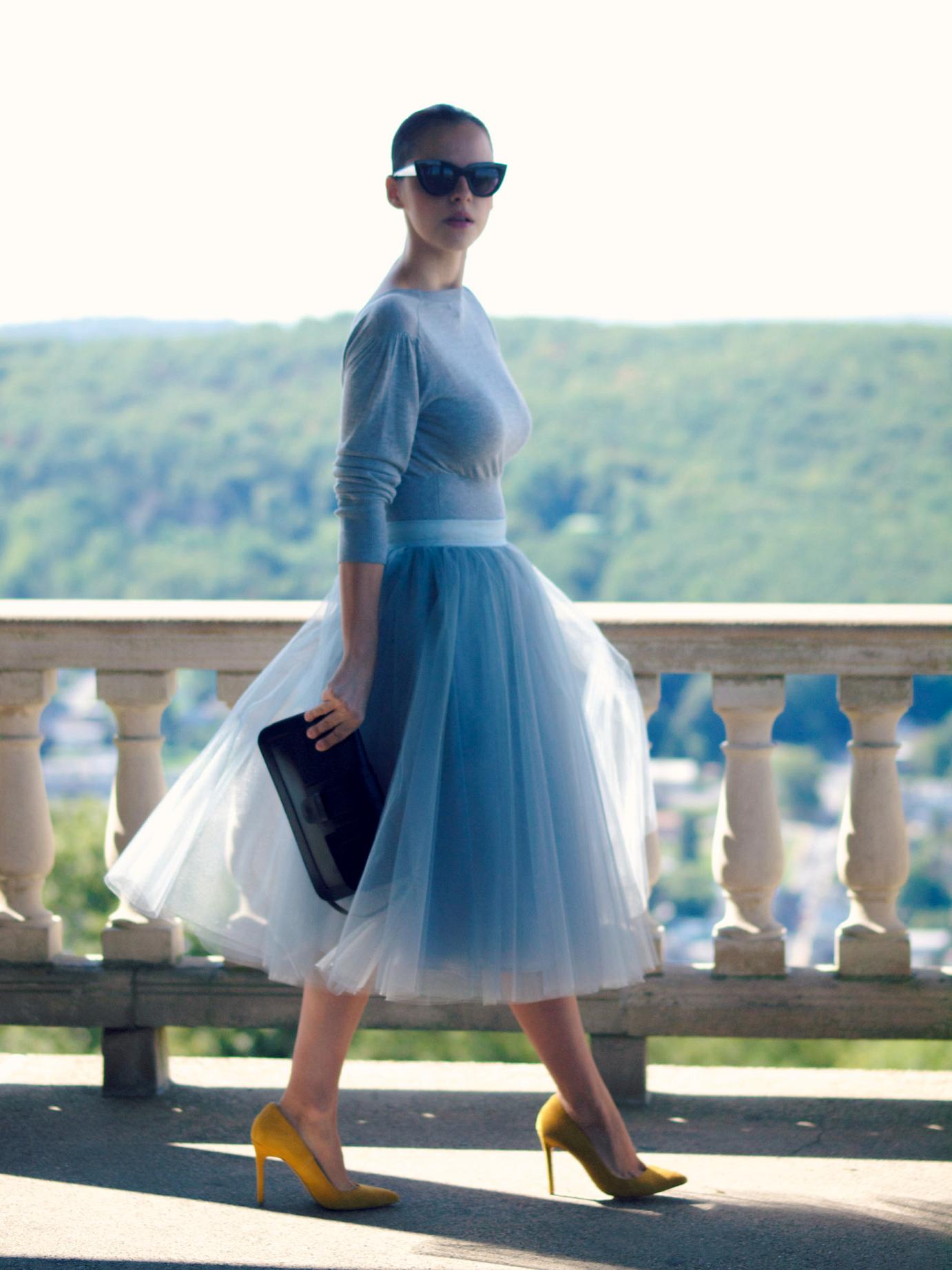 bittersweet colours, tulle skirt, alexandra grecco, monochrome, yellow shoes, eye cat sunglasses, asos, street style, tutu skirt, DEGAS inspired, grey outfit, 