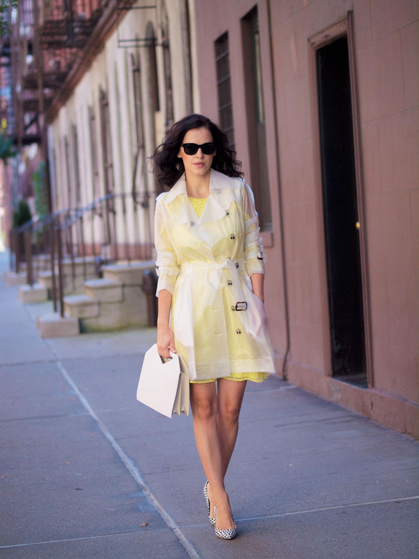 bittersweet colours, terra new york trench coat, transparent trench, terra new york, New York, street style, J Crew, printed shoes, zara dress, yellow dress, imago-a bag, fall trends, 