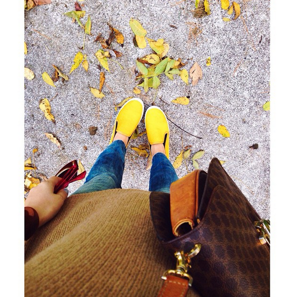 bittersweet colours, Instagram, instagram moments october, fall, #fromwhereistand, Philadelphia, maternity style, antique, vintage, details from my closet, 